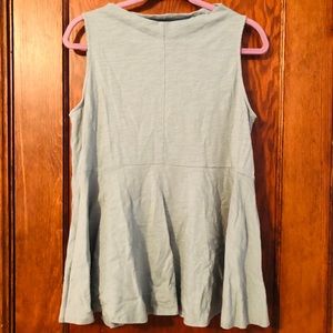 Deletta Sleeveless Peplum Sz M